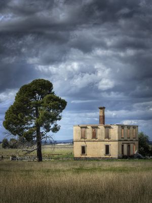 Deserted Country Estate, Talbot, Victoria, Australia 2011